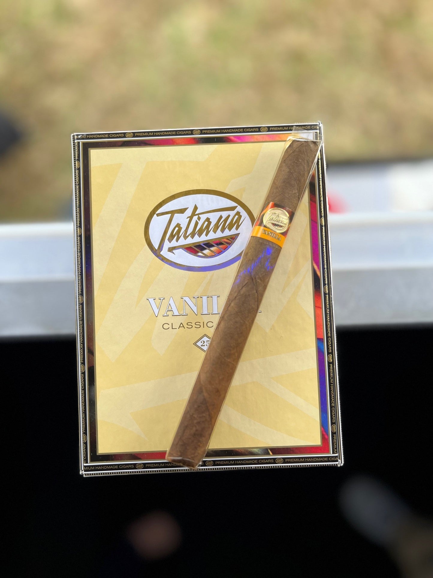 Tatiana Classic Vanilla Corona